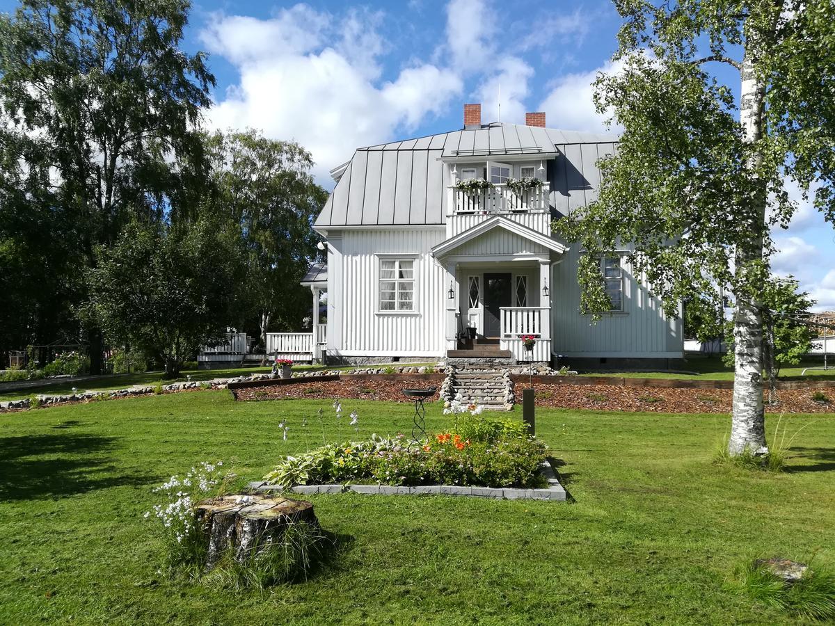 Hotelli Huiskankorpi Boutique Hotel Nivala Luaran gambar